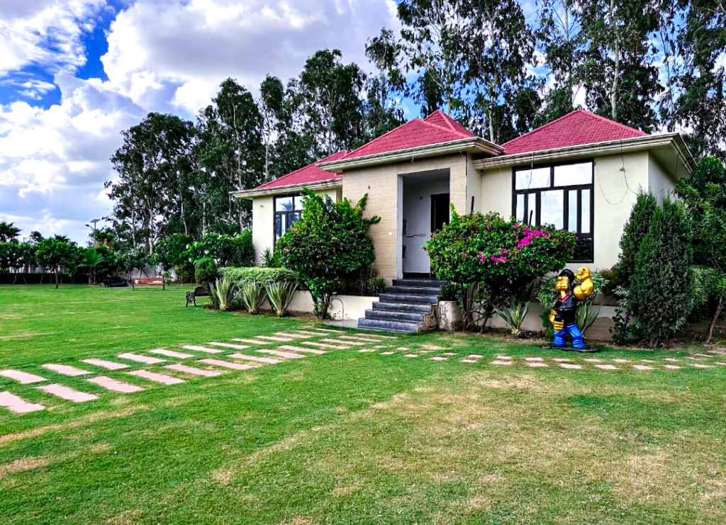 developed farm house in lucknow